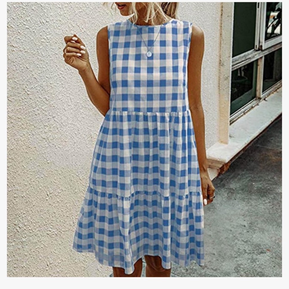 Women’s sleeveless blue plaid dress in Medium